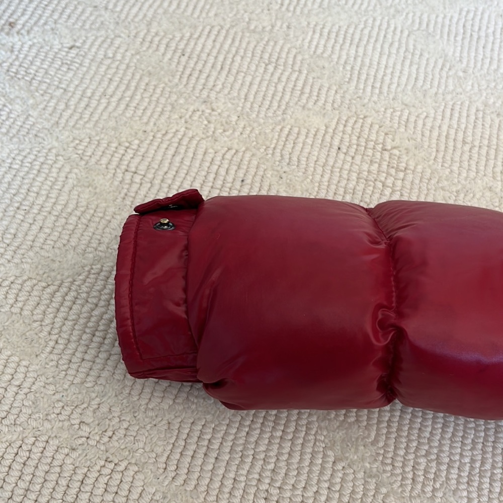 MONCLER red jacket - Picture 13 of 13